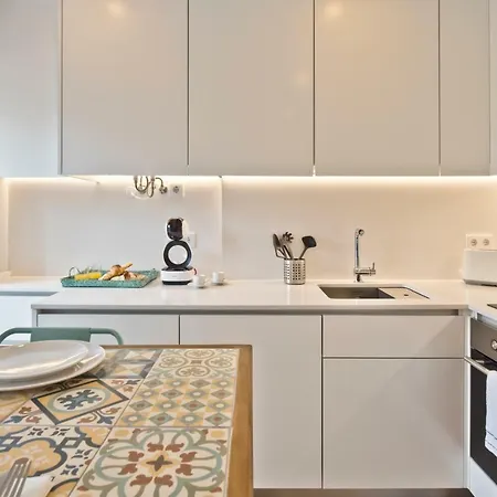 Bmyguest Bruno's 36 * Lisboa